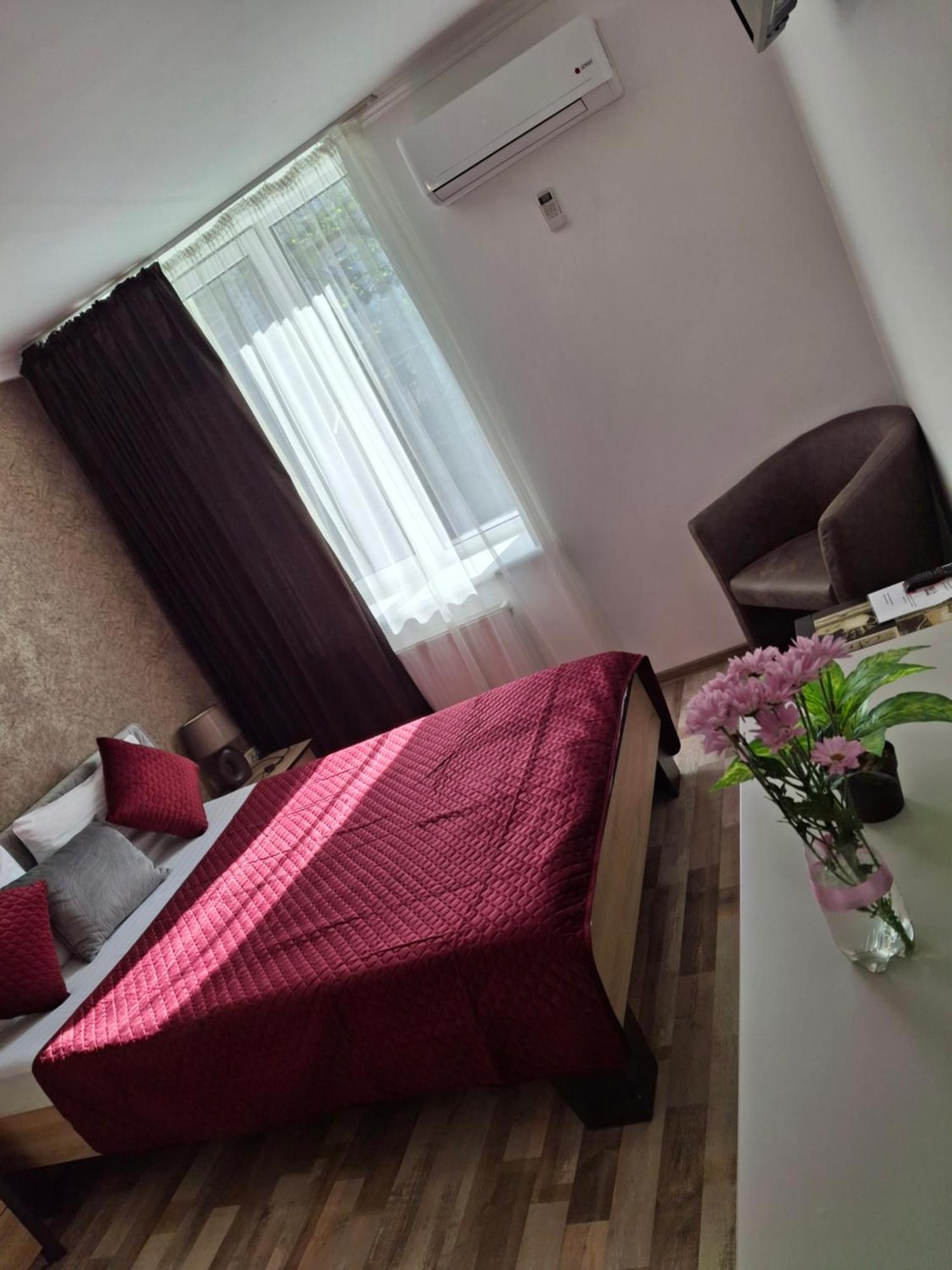 Venus Hotel Odessa Esterno foto